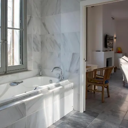 Mas Des Becasses, En Provence - 22 Personnes * Arles